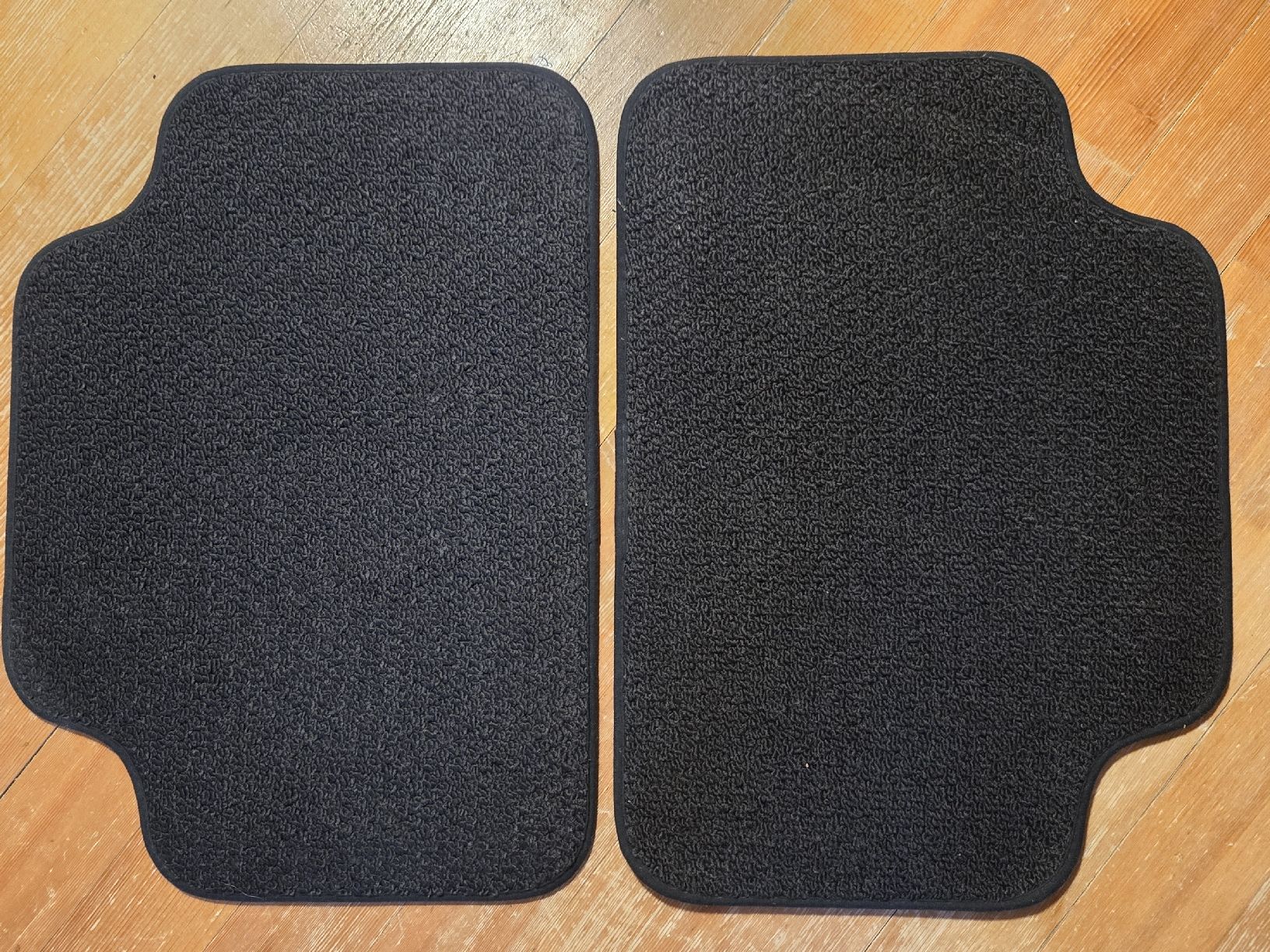 Jeep Tappeti & Tappetini: 4 tapis originaux JEEP – Nuovo (secondo la descrizione) da Montet (Broye) venduto da CandiceD 7