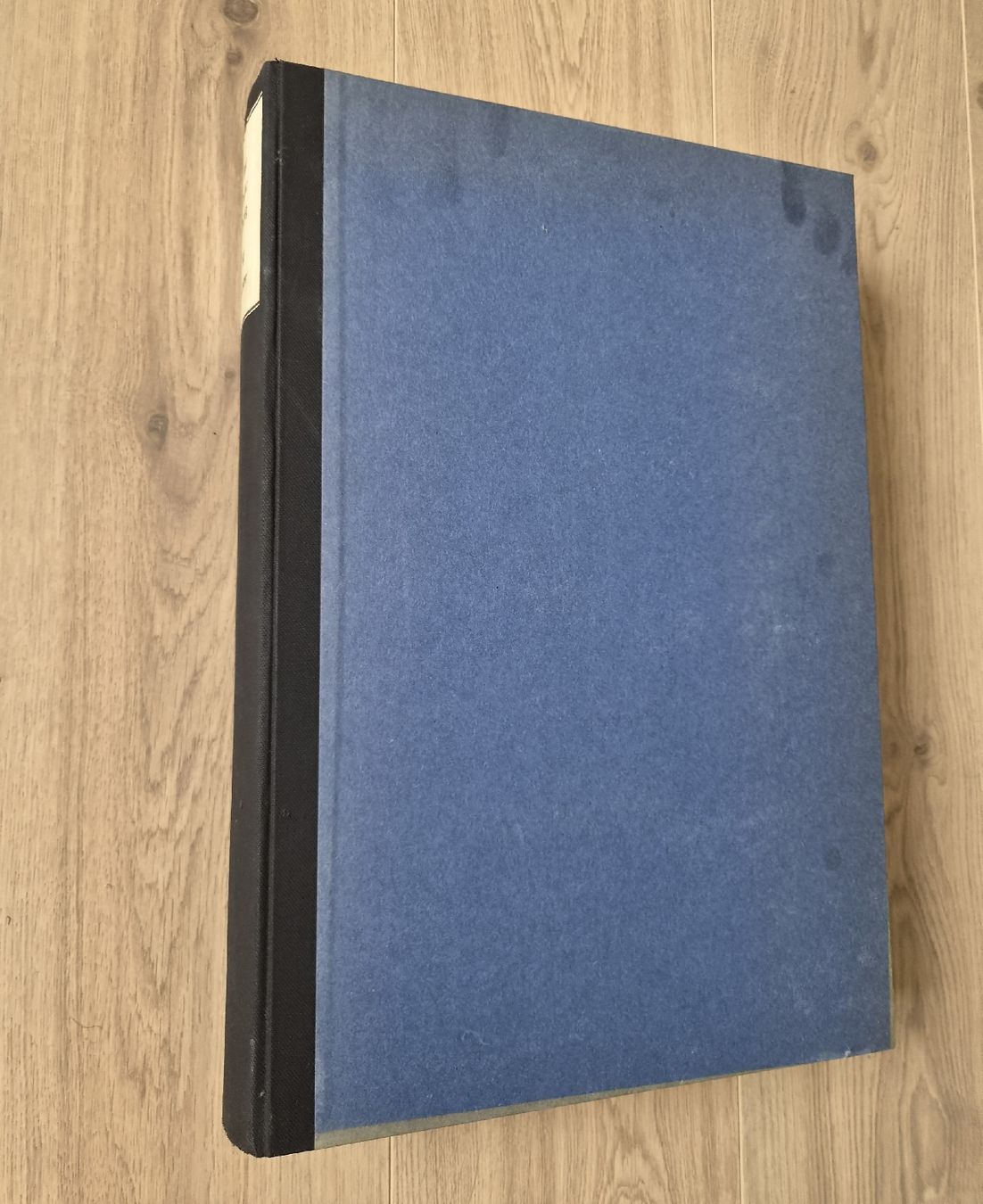 Libri: NZZ Sammlung September 1983 – Usato da Rüschlikon venduto da Dave830 3