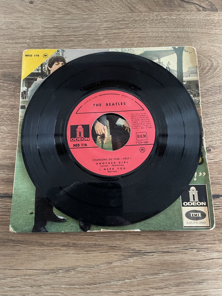 Dischi in vinile: Disque Vinyle - The Beatles - Help! & 3 autres – Usato da Lonay venduto da ju-71 4