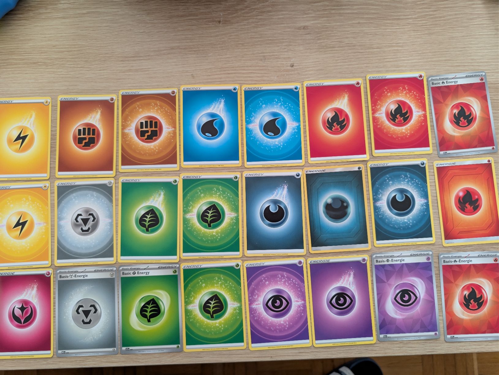 Pokémon Carte collezionabili: Pokemon Karten Energie Karten Set, 24 St. – Usato da Steinmaur venduto da ShOWTeK