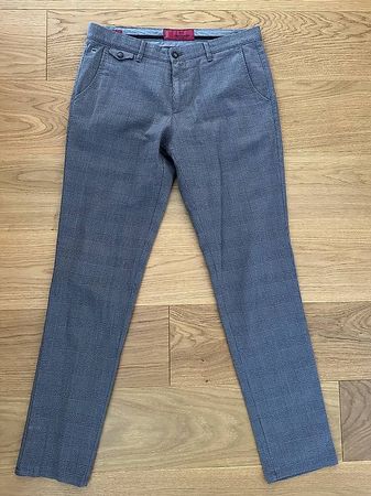 Stoffhose grau Grösse 50 ungetragen