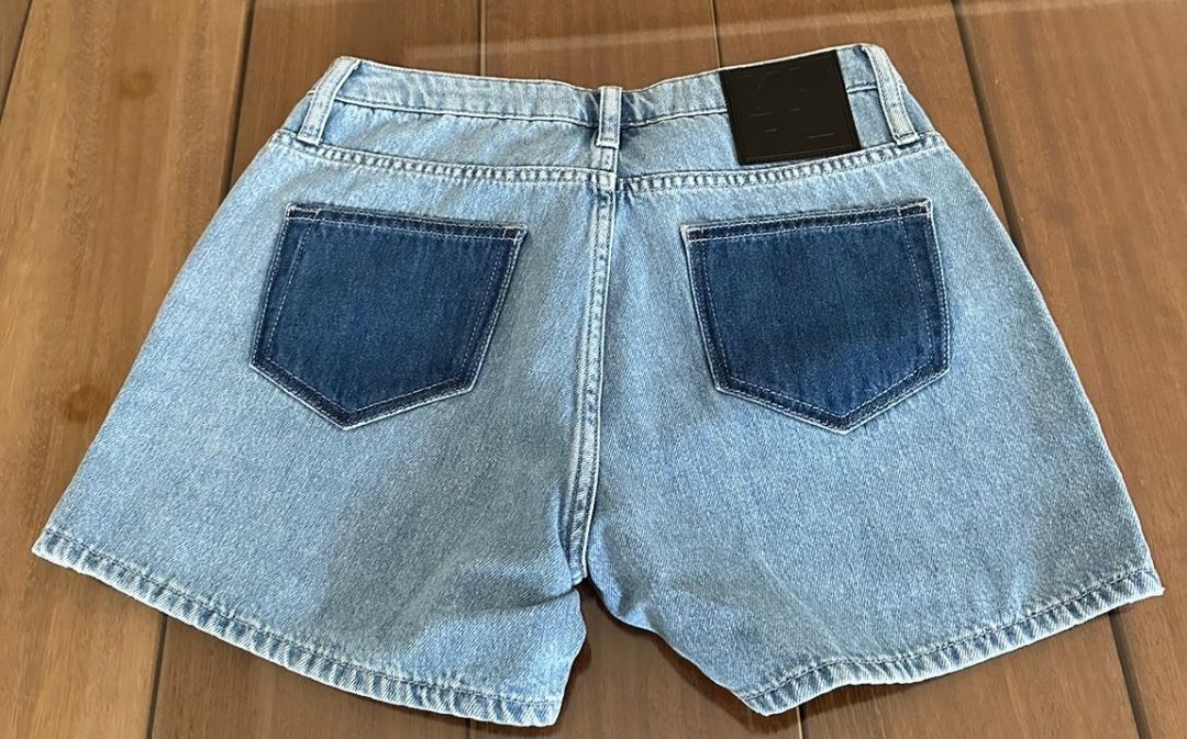 Karl Lagerfeld Jeans: Short en jean Karl Lagerfeld – Nuovo e nell'imballaggio originale da Pully venduto da Rose_vie 1