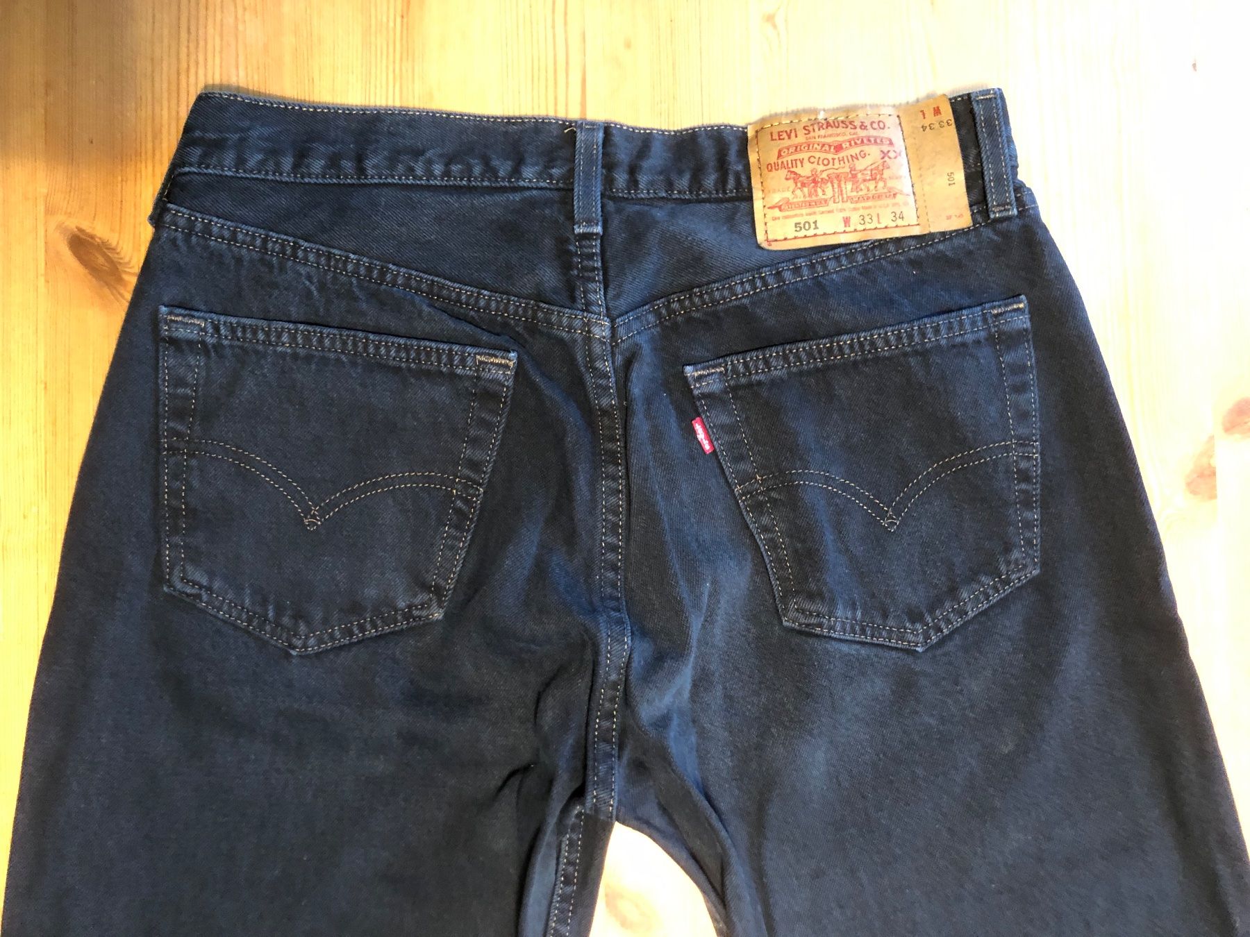 Levi's Jeans: Jeans Levi’s und Strauss – Usato da Kölliken venduto da engine02 2