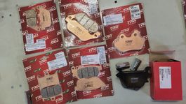 divers plaquettes de freins neuves pour Harley-Davidson 
