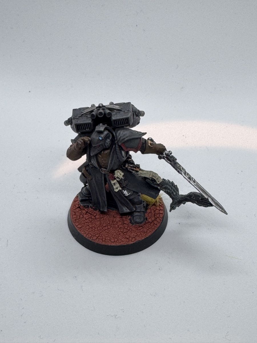 Spiele: Warhammer 40k Raven Guard Librarian – Gebraucht aus Luzern von Re-Carnation 2