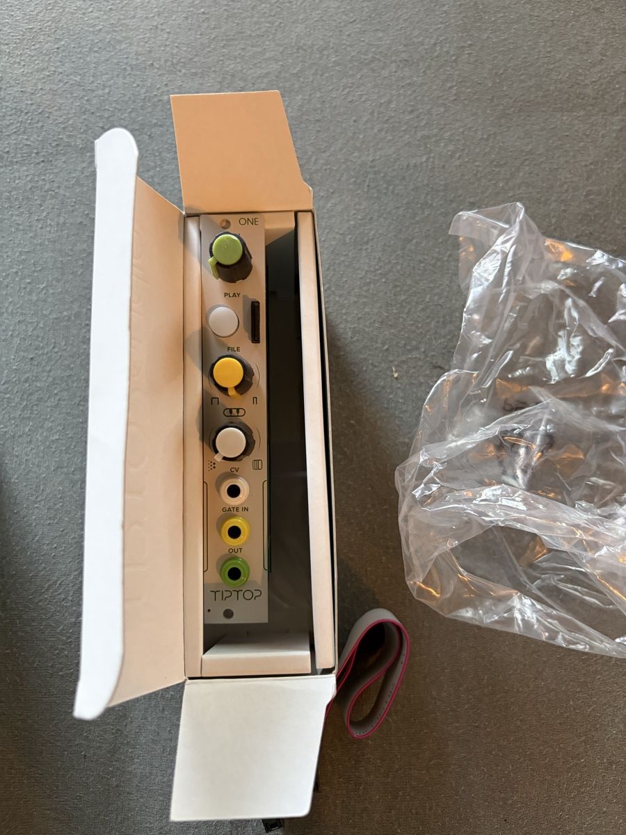 Strumenti musicali: Tiptop Audio sampler  – Usato da villarlod venduto da Oliviermagarotto