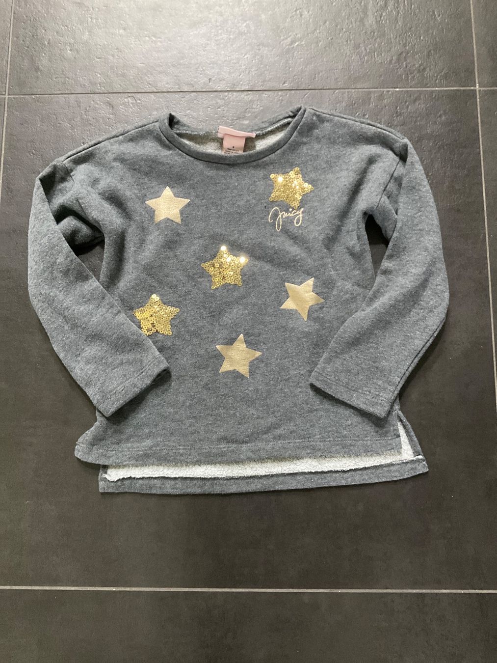 Maglioni & Felpe: Pullover von Juicy Couture, Grösse 6 (116) – Usato da Matten b. Interl venduto da MrMrsUSA