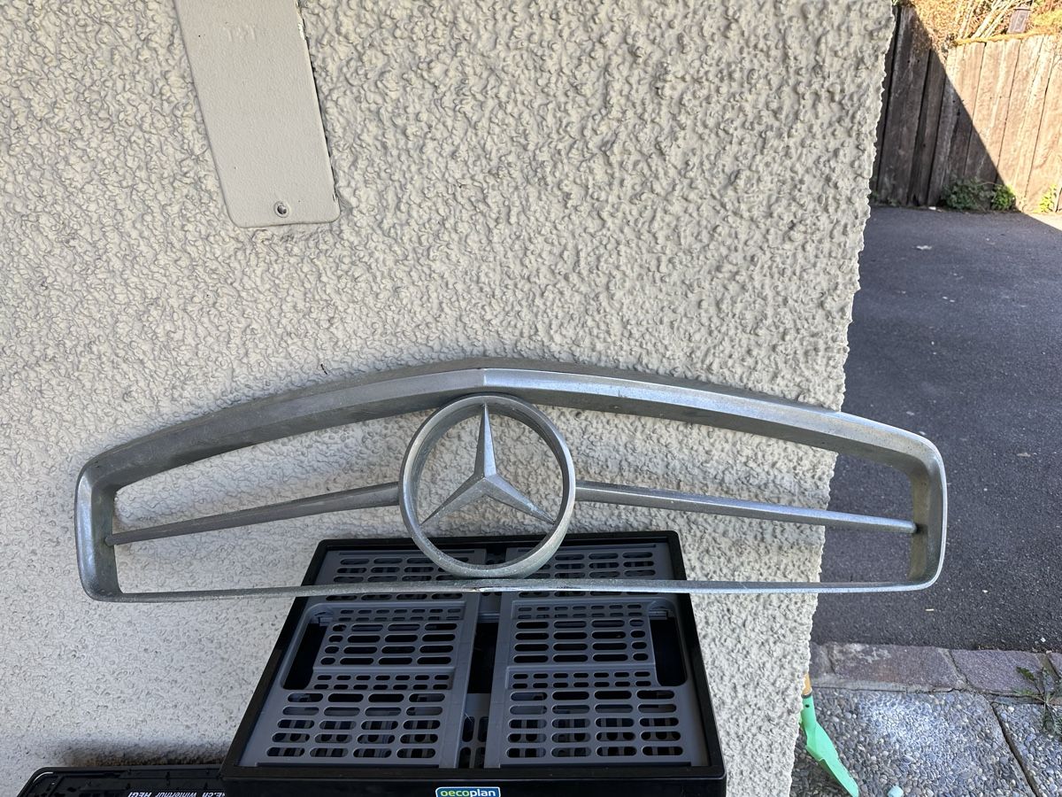 Tutti pezzi di ricambio auto: Oldtimer Autos  – Usato da Schmerikon venduto da chw_dm2s