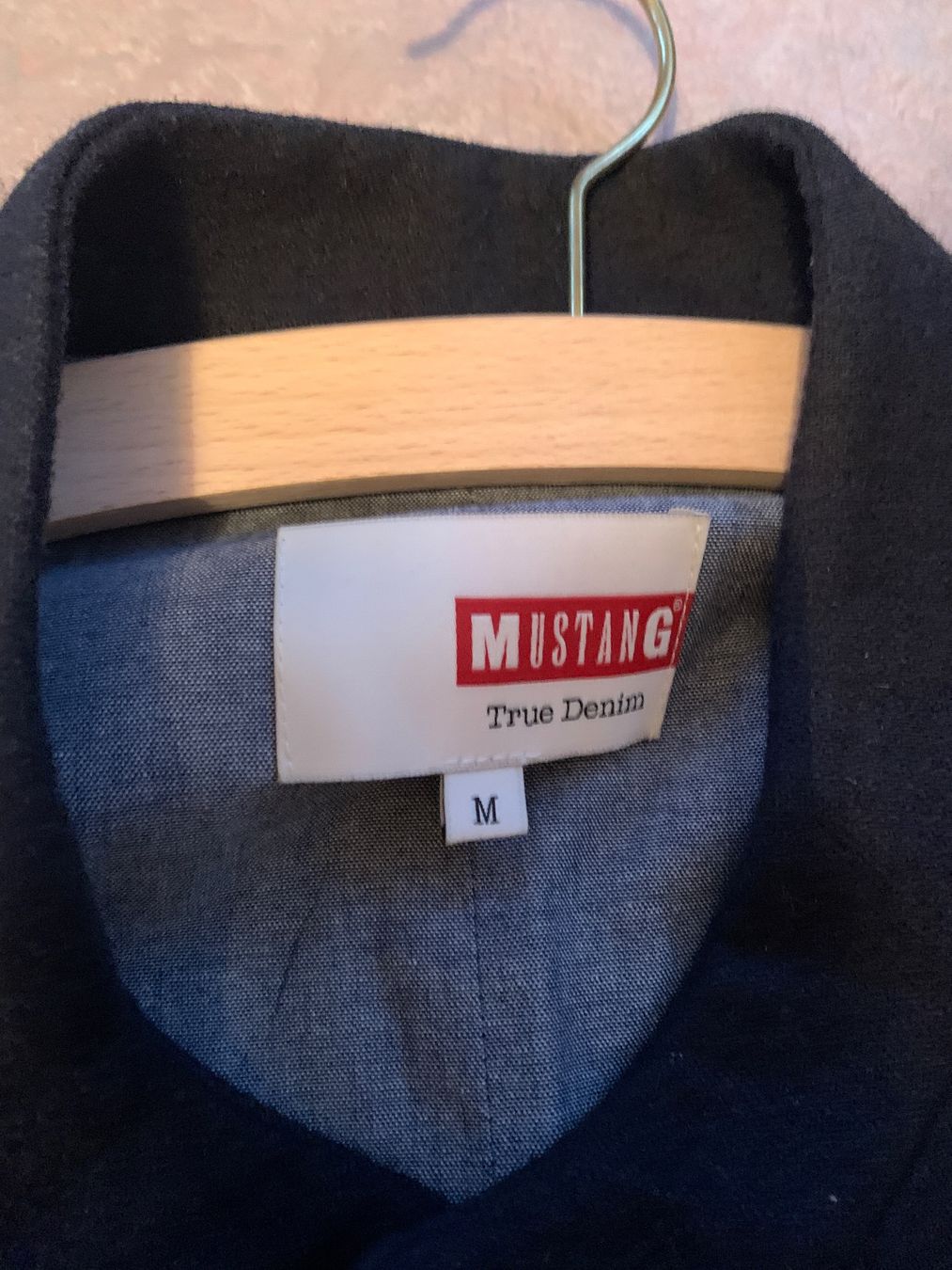 Gilet & Giacche: Mustang Denim Weste, Grösse M, neuwertig – Usato da Wiggen venduto da Antoniotto 1