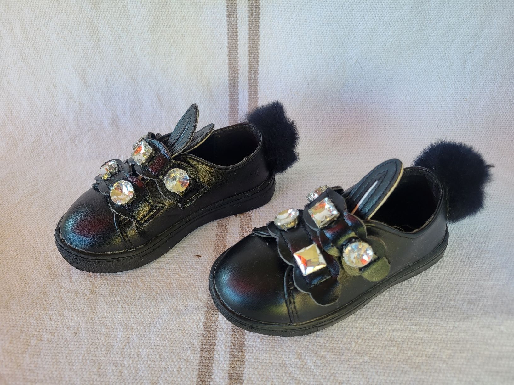 Scarpe per ragazze: Basket lapin et strass, taille 21 – Usato da Neuchâtel venduto da valerizette 1