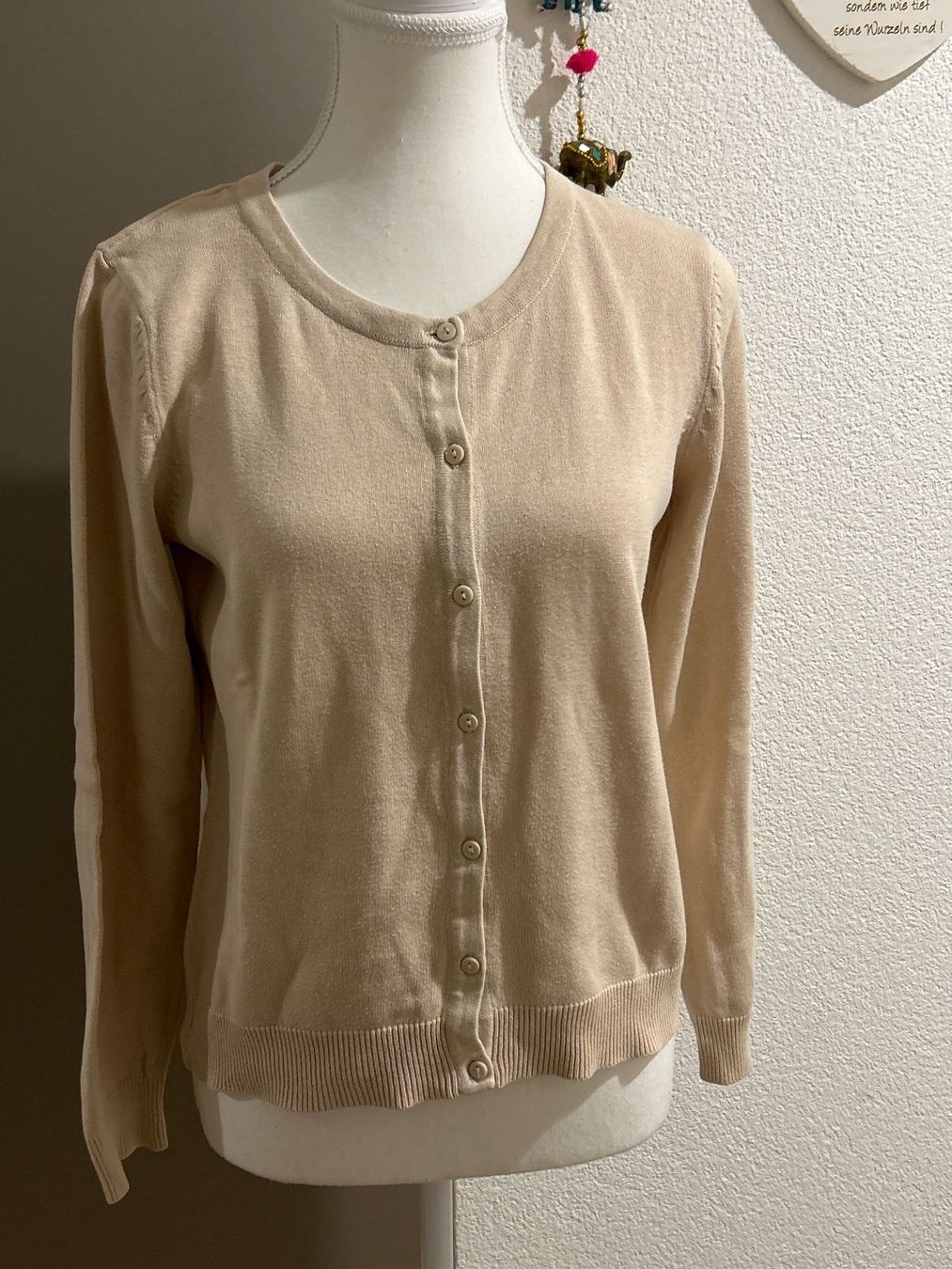 H&M Vestes: Jäckli beige von H&M – D'occasion à Brunnen par Nala2929 1