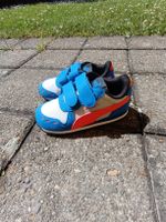 neue Puma Kinderschuhe, Grösse 25