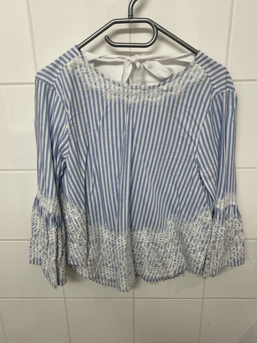 Zara Camicette: Bluse hellblau/weiss von ZARA – Nuovo (secondo la descrizione) da Jona venduto da n.ferrari
