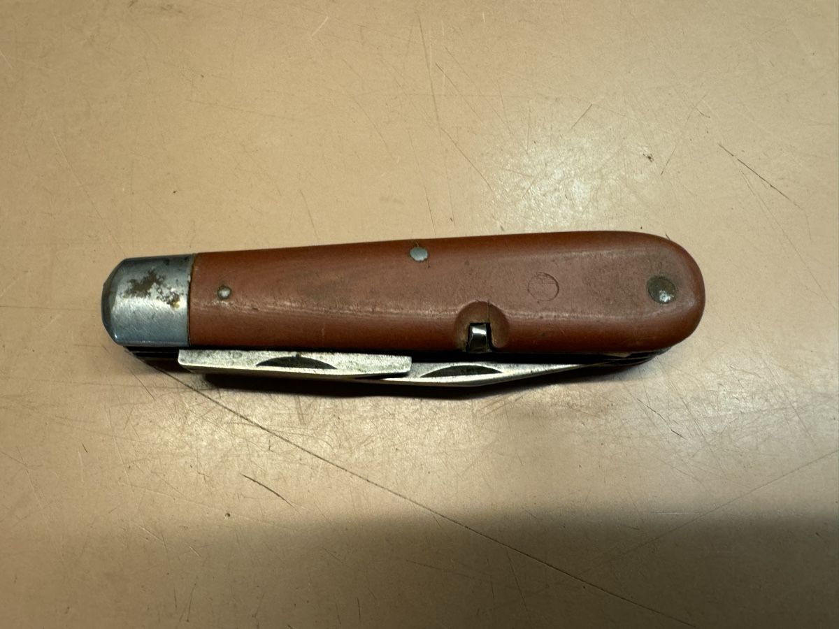 Schweizer Armee Coltelli tascabile: Militärmesser Jg . 42 – Usato da Chur venduto da Meriva0
