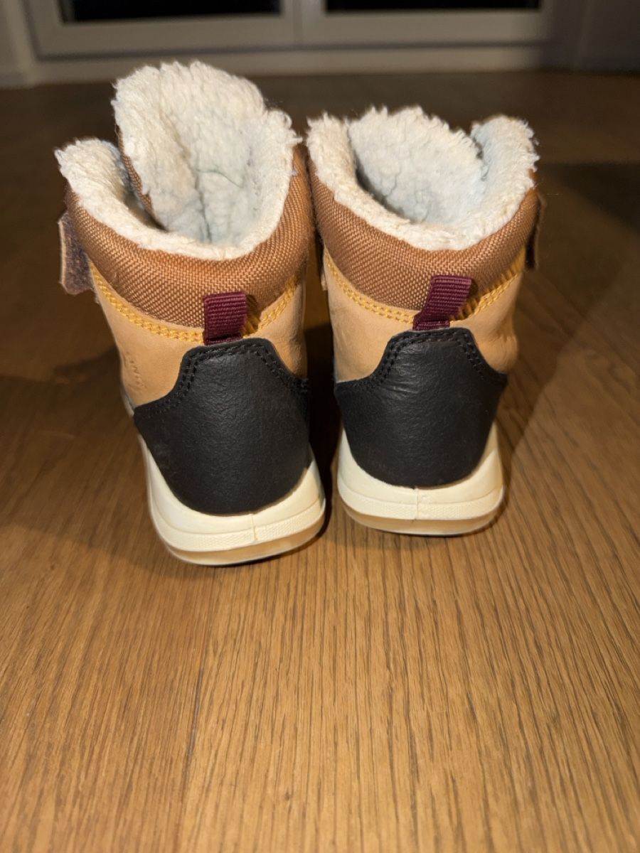 Primigi Chaussures garçon: Primigi-Winterschuhe, Gr. 25 – D'occasion à Forch par Fatou_86 2