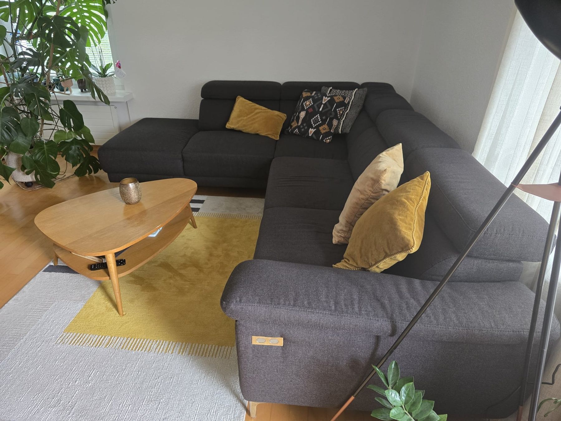 Divani: Ecksofa mit elektrischer Verstellung von Pfister, dunkelgrau – Usato da Bülach venduto da alex.ziv