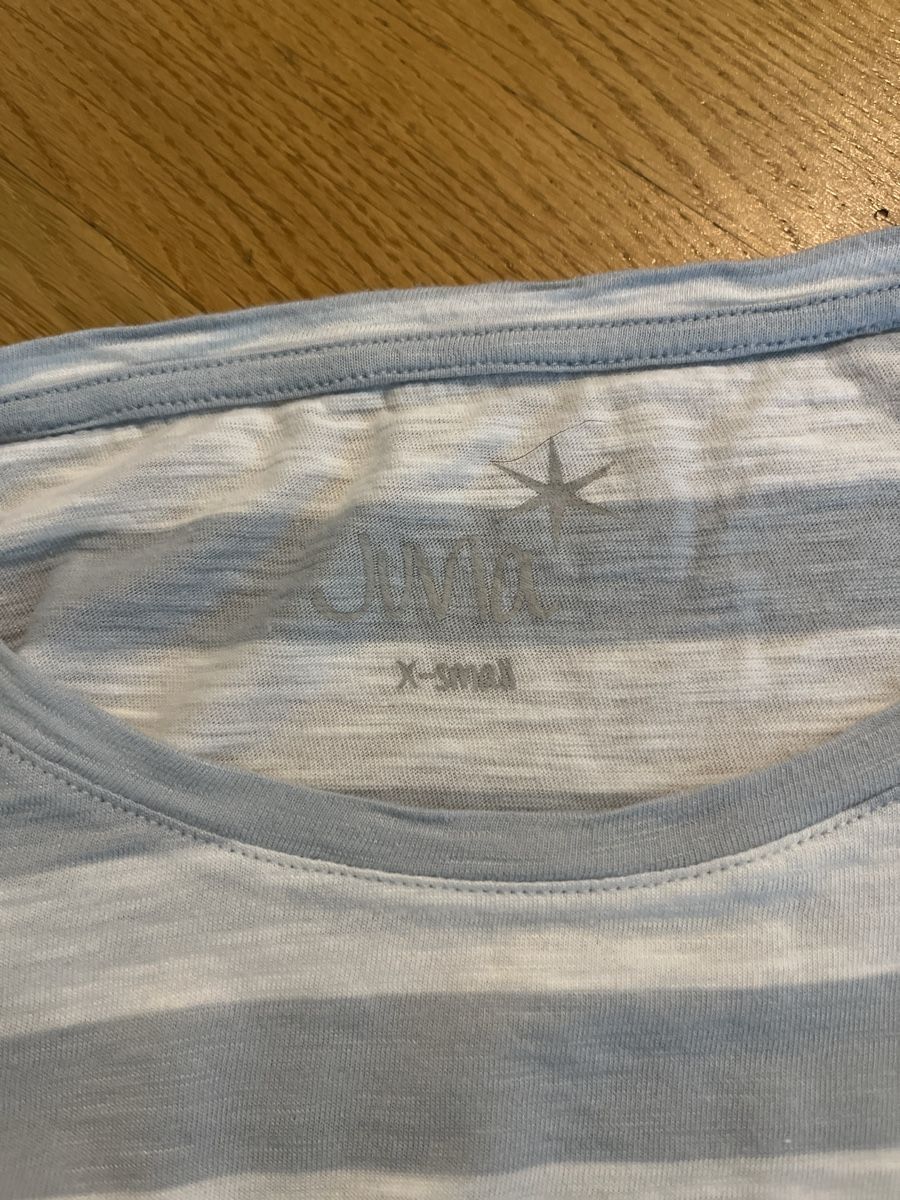 T-shirt: Langarmshirt gestreift hellblau weiss – Nuovo (secondo la descrizione) da Winterthur venduto da lafr21 1