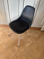 Vitra Eames Plastic Chair 730