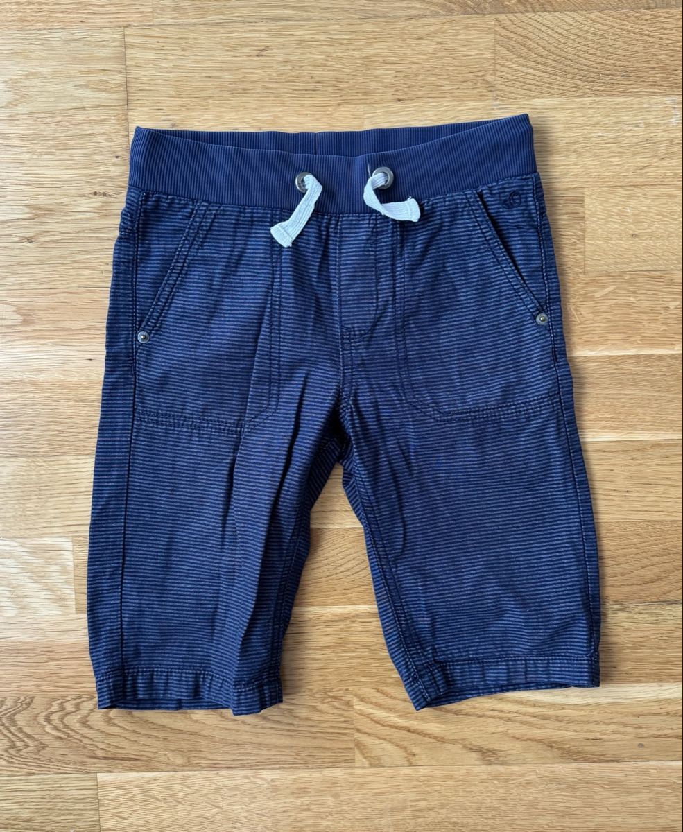 S.Oliver Pantaloni: Sommer-Shorts/Hose, Grösse 122 – Usato da Flumenthal venduto da Krajan