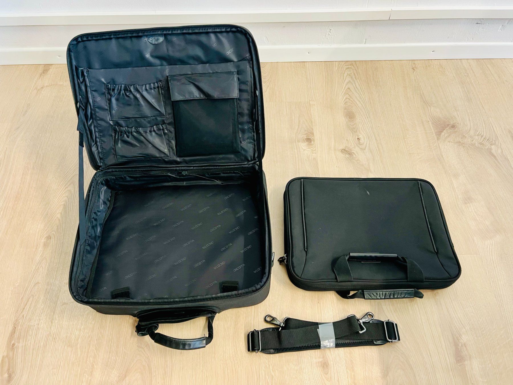 Altro in Aeronautica: Schwarzer Business-Trolley von Dicota mit diversen Fächern – Usato da Dietikon venduto da ExaLightAndSound 8