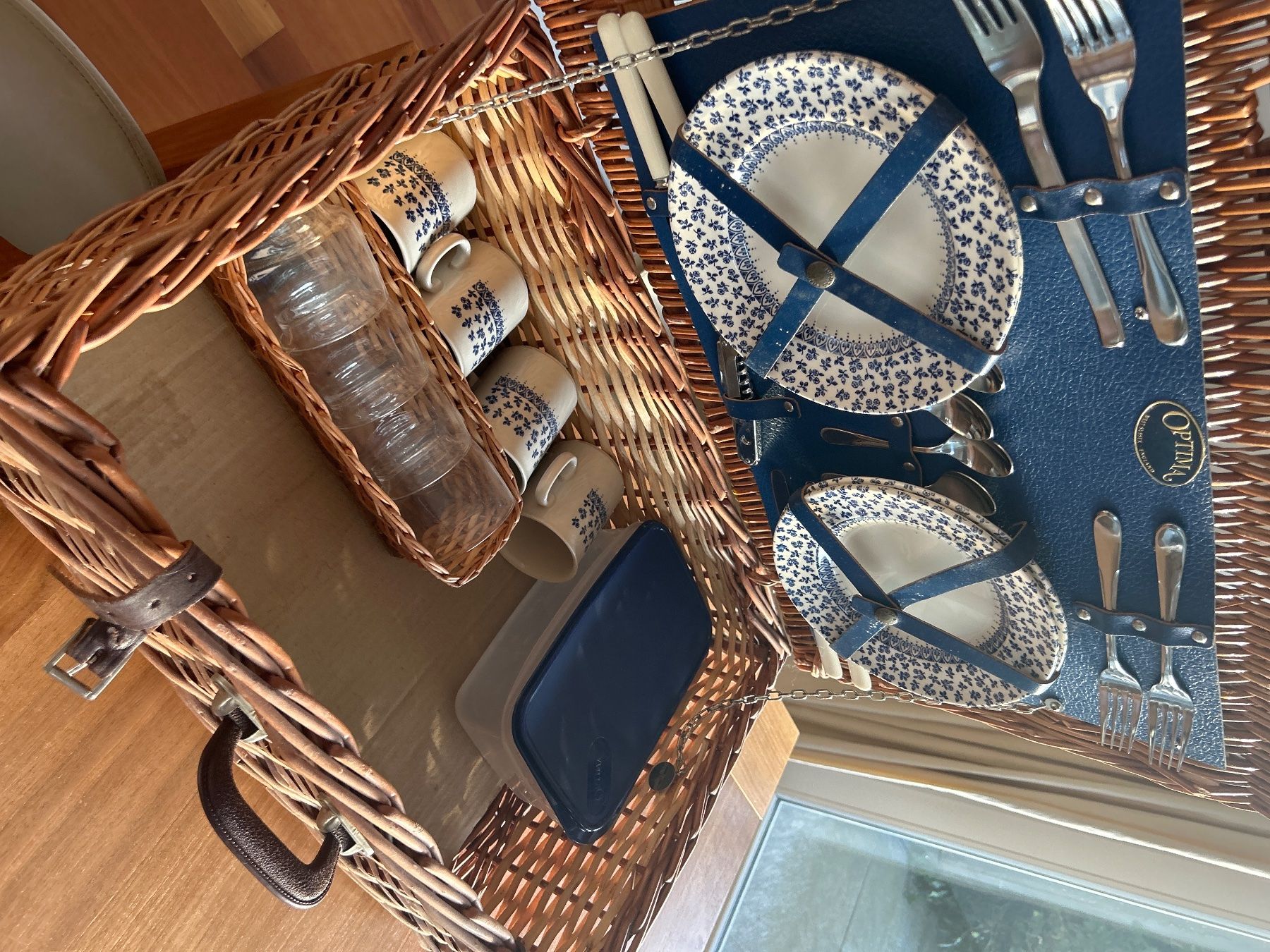 Altro per la casa: PicknickKorb – Usato da Adliswil venduto da cklarinette250