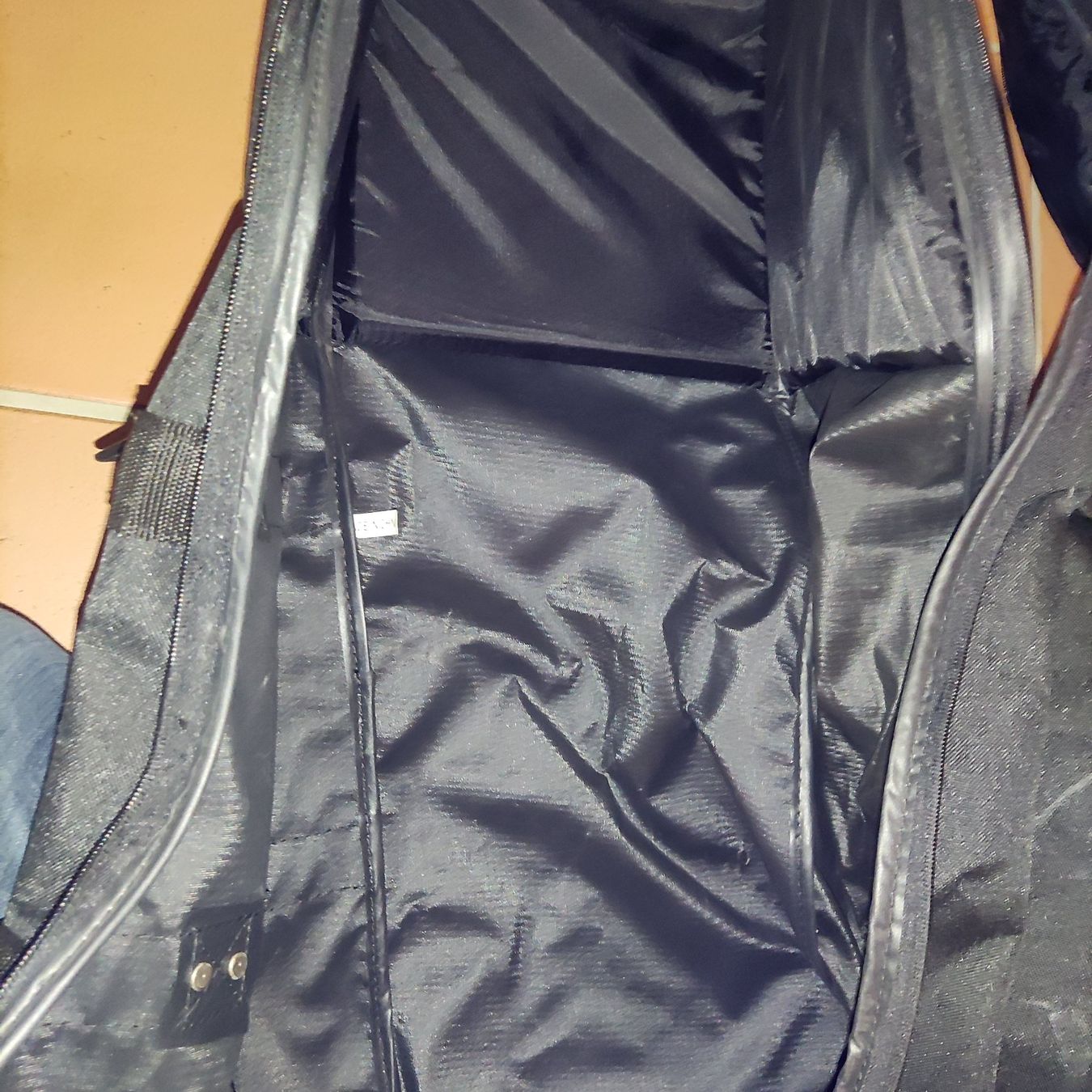 Taschen: Gepolsterter Golf Travel bag – Gebraucht aus Solothurn von Csw1 4