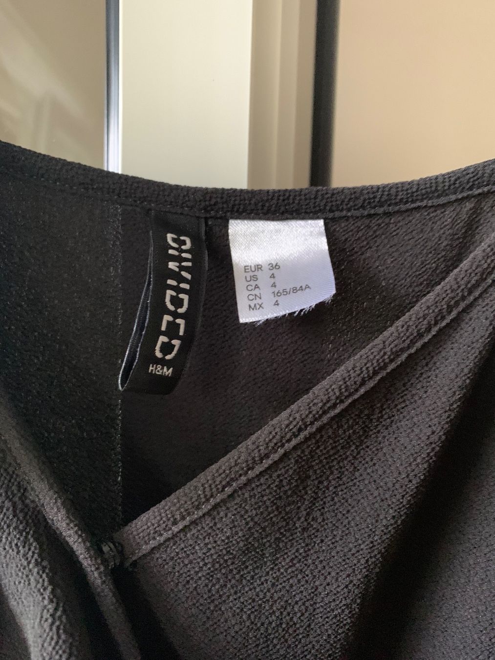 H&M Vestiti: H&M Schwarzes Sommerkleid S/36 – Usato da Zürich venduto da Angela_Fashion_Lover 3