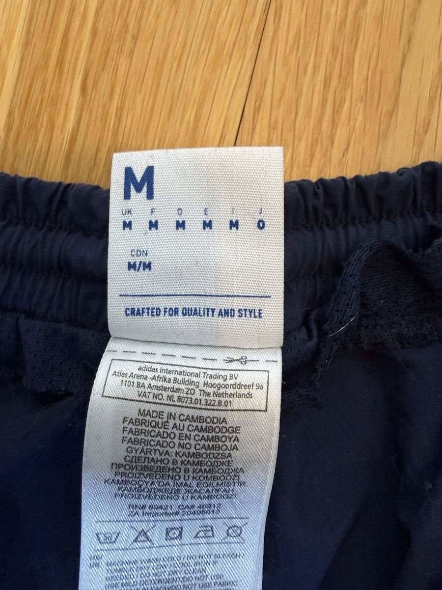 Reebok Pantalons: Reebok Shorts, Gr. M – D'occasion à Lyss par Schuschuu. 4