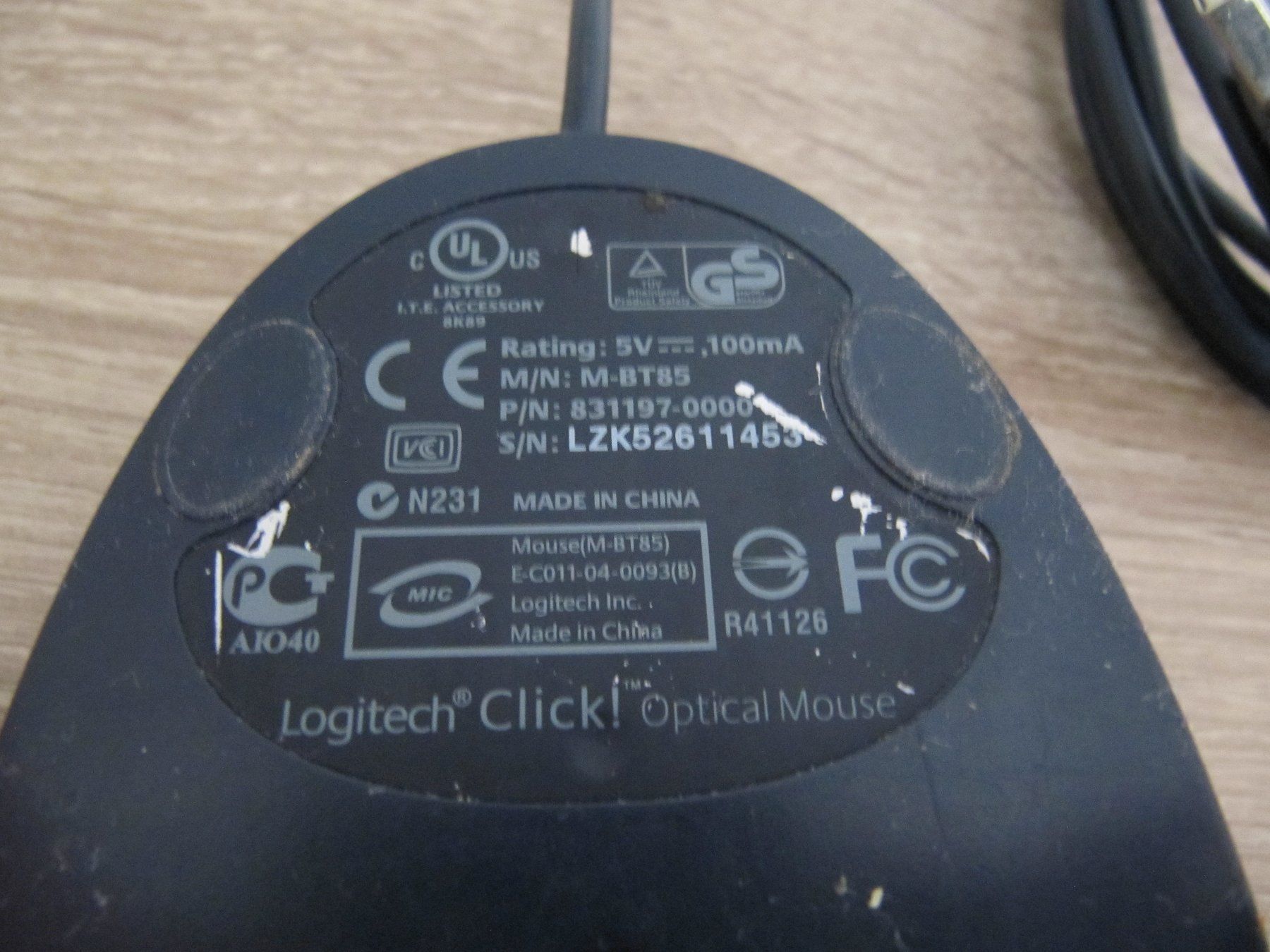 Logitech Tastiere: LOGITECH Tastatur und LOGITECH Maus – Usato da Basel venduto da Kuba2 4