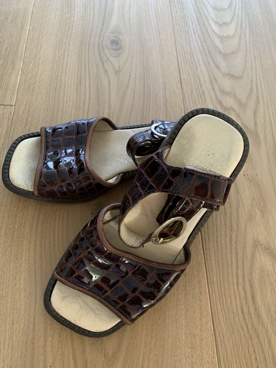 Schuhe für Mädchen: Sandalen Romagnoli – Gebraucht aus Udligenswil von Trisha70