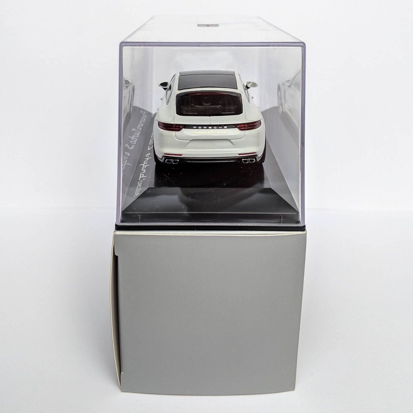Herpa Modellini d'auto: Porsche Panamera turbo S e-hybrid Ex. – Nuovo e nell'imballaggio originale da Flawil venduto da Imperiosud 3