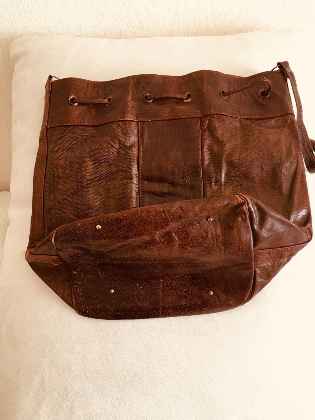 Borse da donna: Sac à bandoulière – Usato da La Tour-de-Peilz venduto da Halltal 1