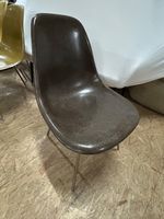 Stuhl vintage Eames Fiberglass, Fuß HBase, dunkelgrau