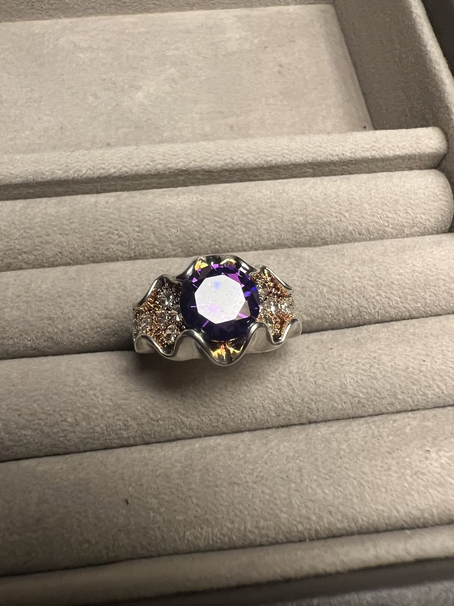 Ringe: Ring Purple – Gebraucht aus Ebertswil von Aayra