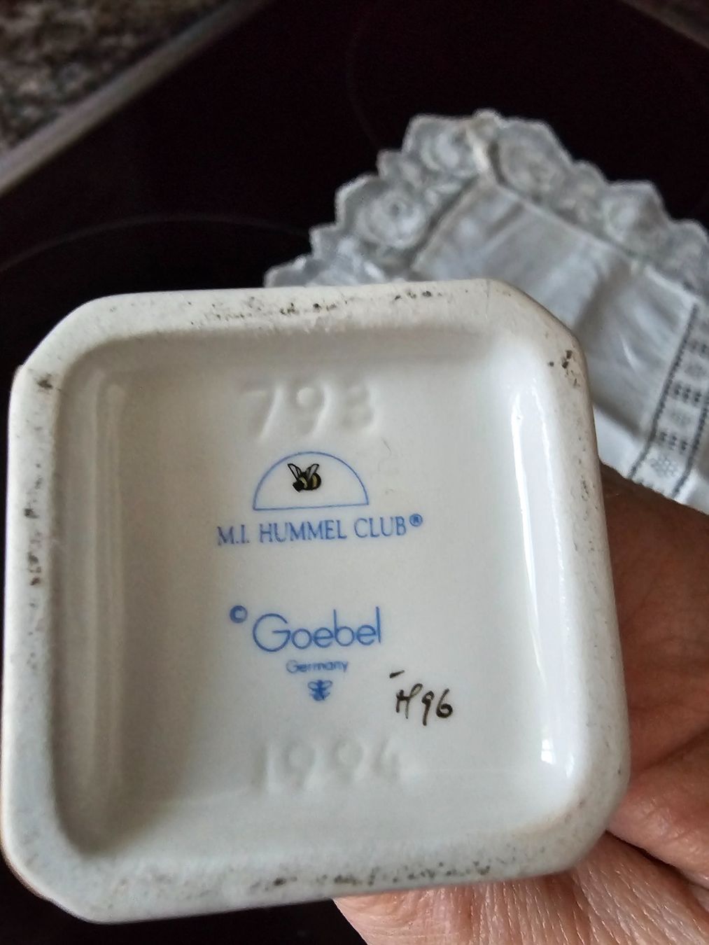 Hummel Figuren: Hummelfigur – Gebraucht aus Tuggen von Rugi2 2
