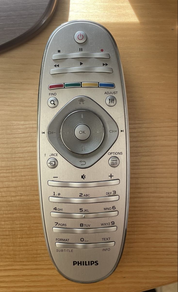 Philips Fernseher: Philips Fernseher ca. 2011 – Gebraucht aus Fischbach-Göslikon von nic_8gwh 3