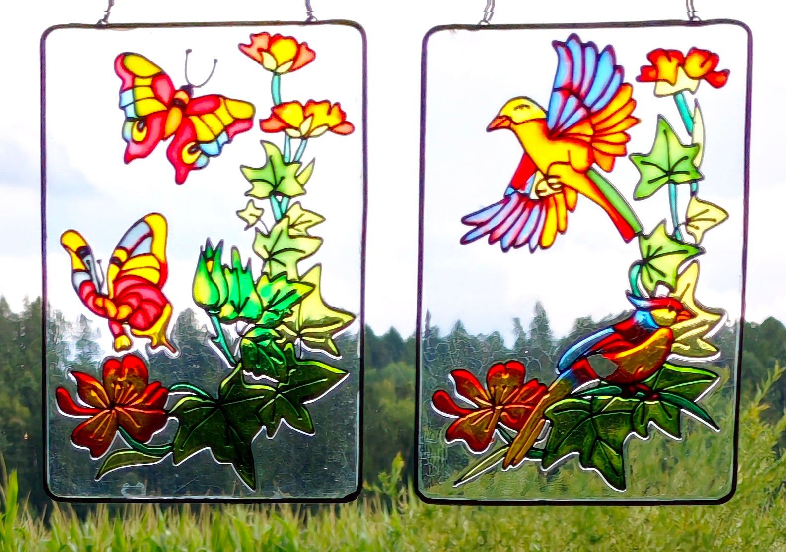 Poster & Bilder: 2 Buntglas-Bilder mit Schmetterling- und Vogelmotiv – Gebraucht aus Hagenbuch ZH von Maro13 1