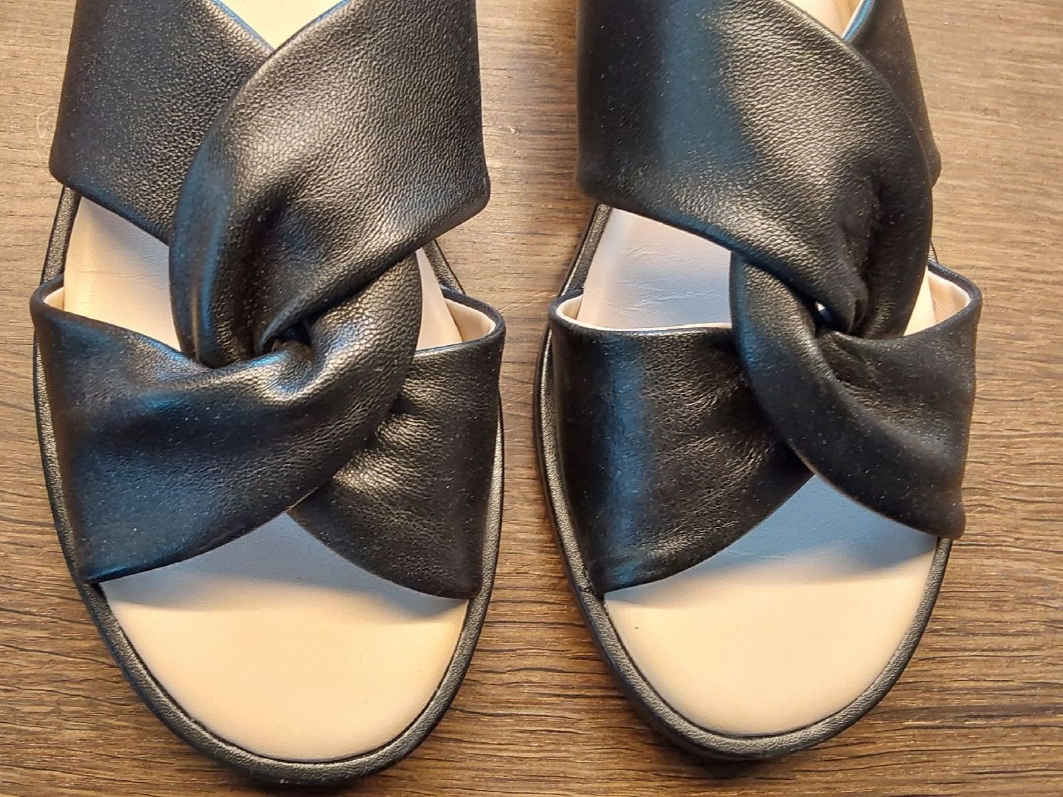Scarpe da donna: Pantoletten schwarz Caprice 39 – Nuovo (secondo la descrizione) da Köniz venduto da scopello12 2