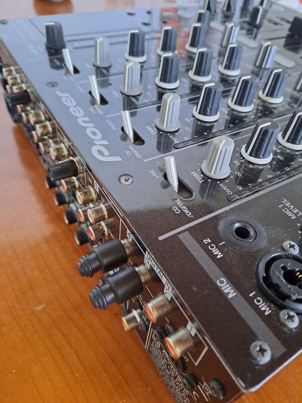Pioneer Mischpulte: Pioneer DJM 800 – Gebraucht aus Ramsen von jacques02 1