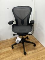 Herman Miller Aeron Remastered Neu