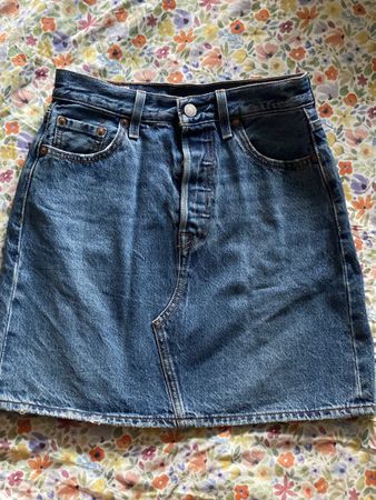 Denim skirt Levi's ribcage A-line W25 blue medium wash