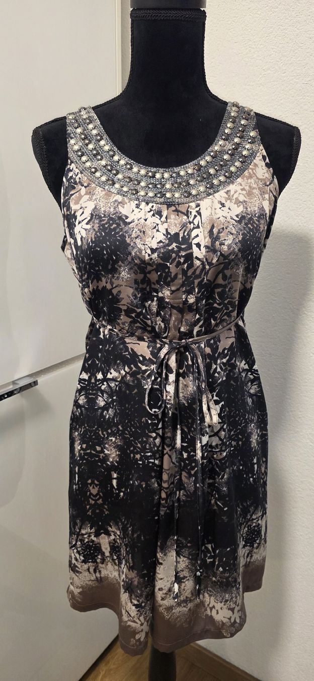 Comma Kleider: Comma Kleid Gr. 36 – Gebraucht aus Erlinsbach von Beatrice_Aargau
