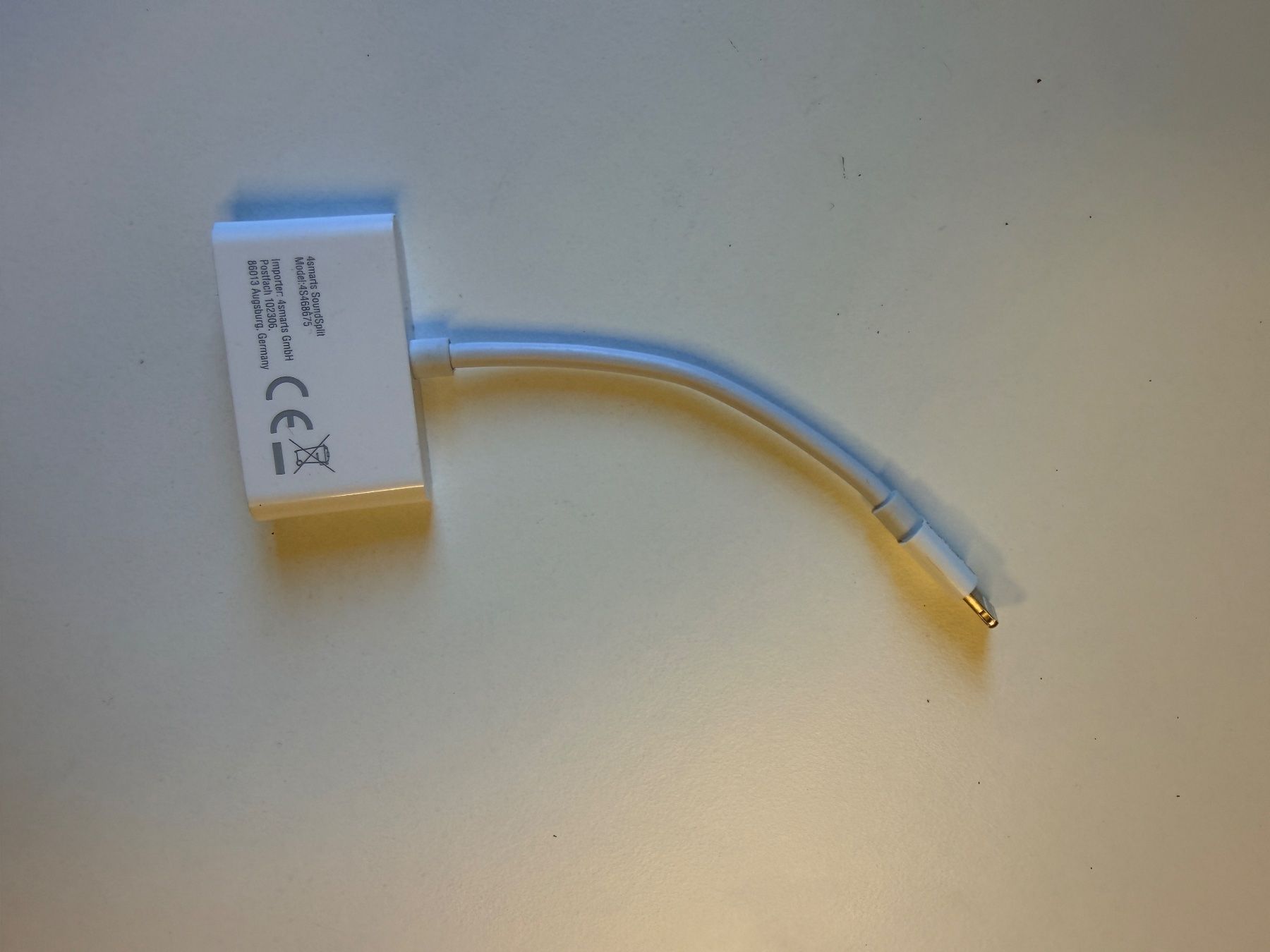 Apple Unità & Adattatore: Apple Lightning auf 3.5mm Kopfh. + Lightning Adapter – Usato da Innertkirchen venduto da g-alpin 1