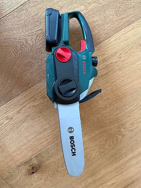 Giocattoli: Bosch Kinder Motorsäge – Usato da Nottwil venduto da Siana12