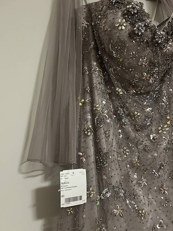 Vestiti: abendkleid Gr 42 Modissa – Usato da Regensdorf venduto da Maryjagne 3