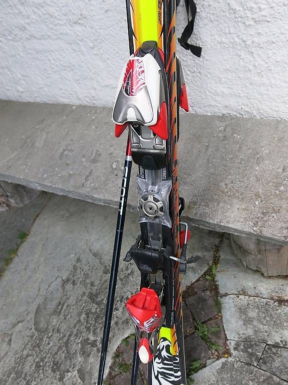 Skis: Völkl - Ski und Stöcke – Gebraucht aus Pfäffikon ZH von eb18abm 1