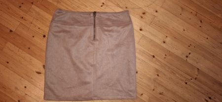 Rock aus flauschigem Kunstleder - stylisch L 42