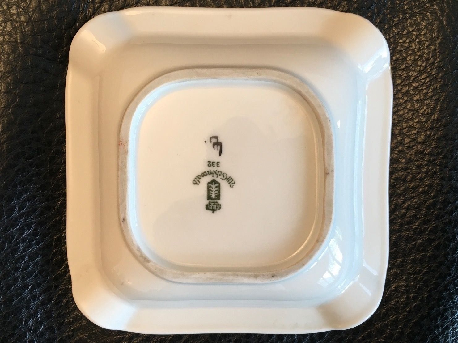 Aschenbecher: Handbemalter Porzellan  Aschenbecher – Gebraucht aus Basel von citystore 1