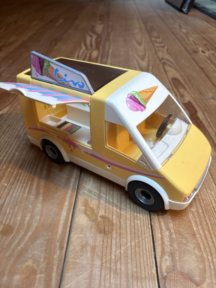 Playmobil Giocattoli: Playmobil Glacewagen – Usato da Effretikon venduto da luk_5dmw 2