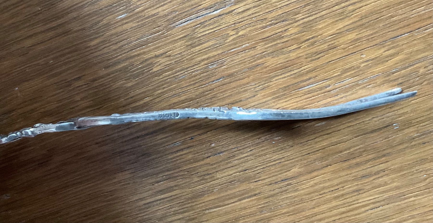 Gabeln: Vintage 835 Silver Floral Repousse Olive Fork – Gebraucht aus Arbon von shanghairose 2
